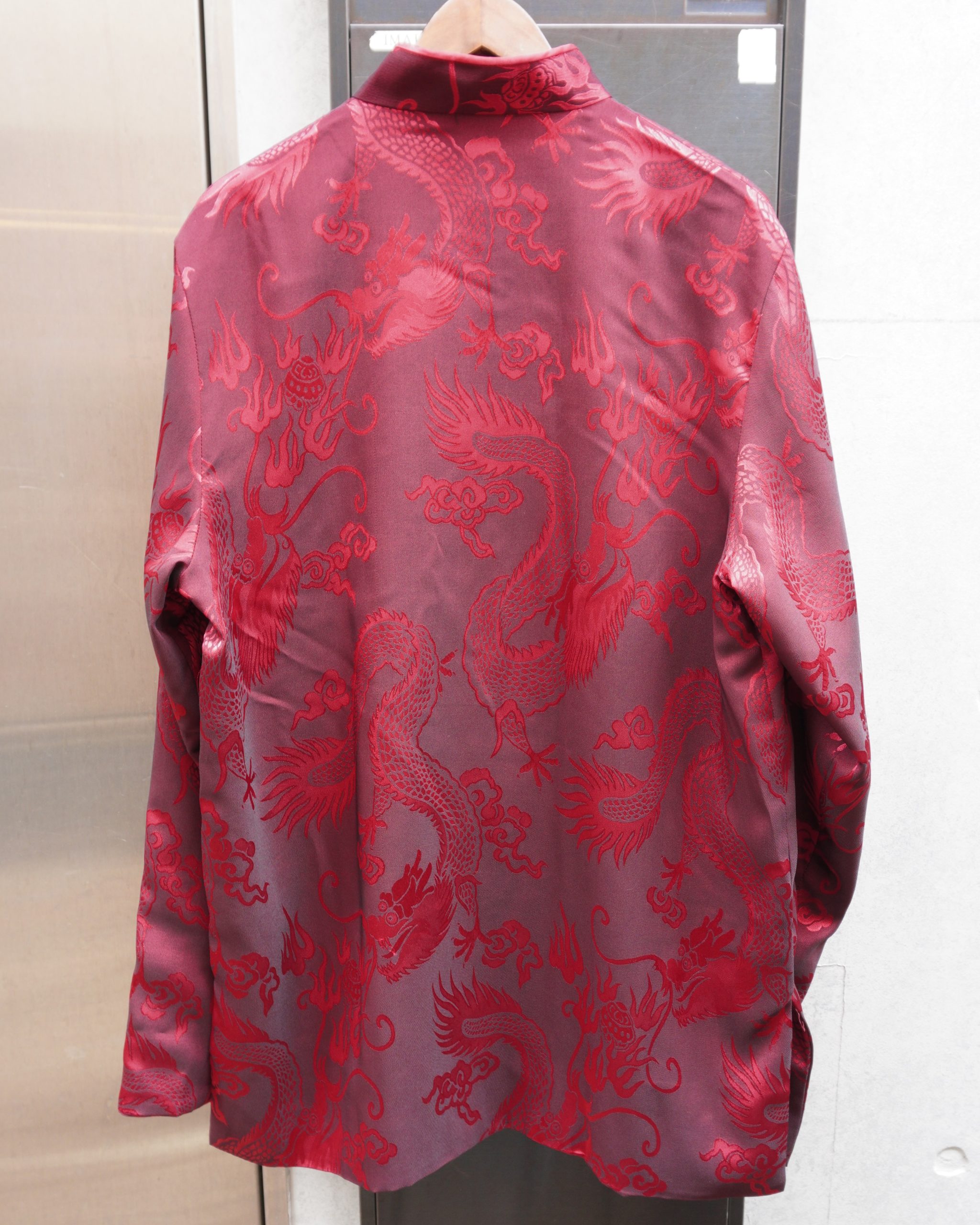 チャイナレッド系アウター