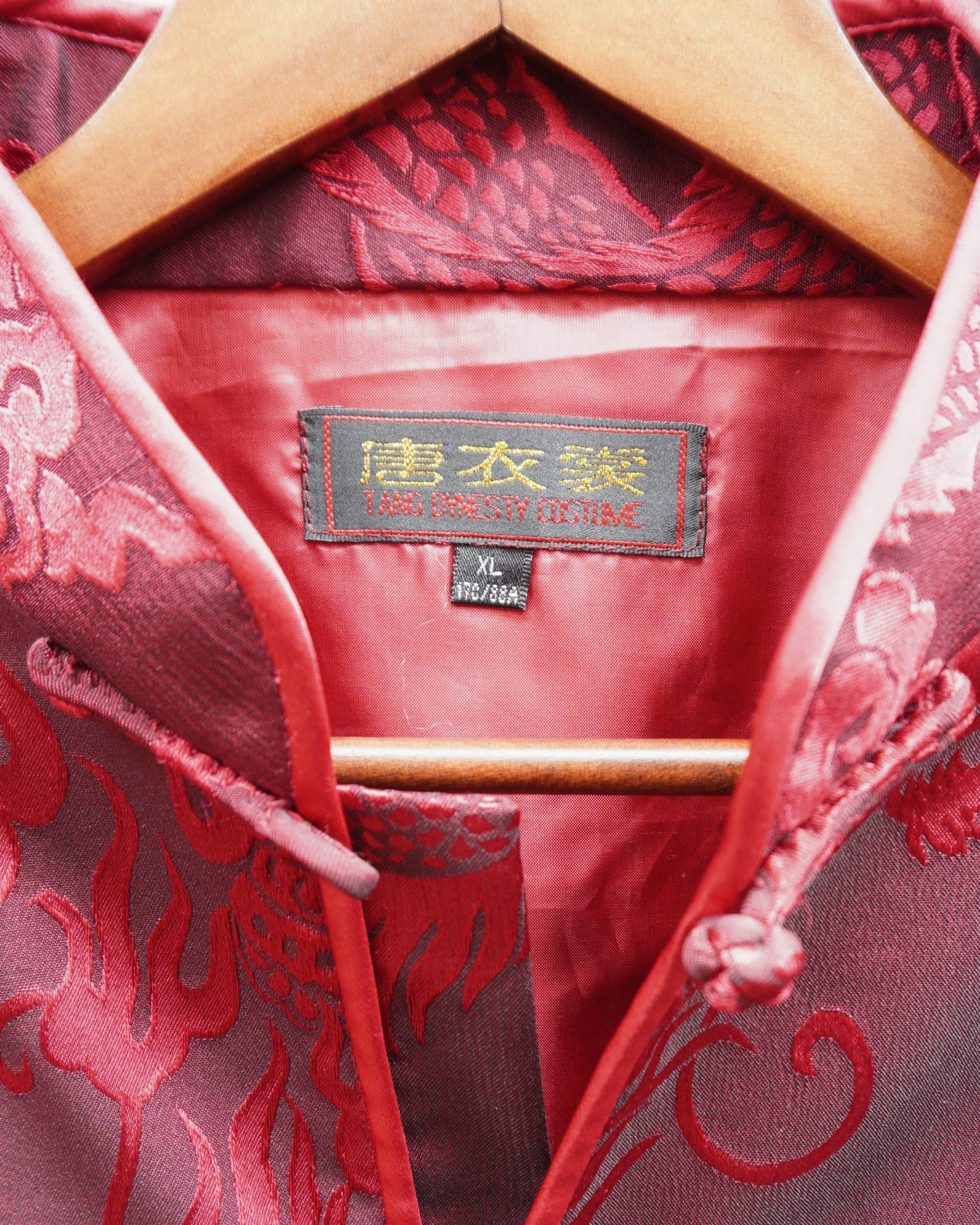 チャイナレッド系アウター