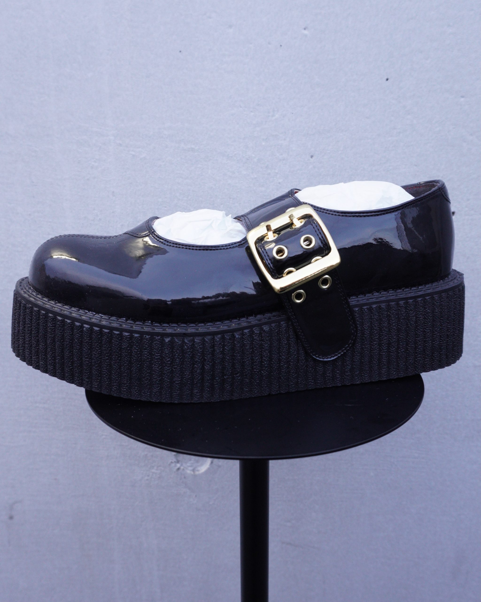 エナメル厚底ブーツ