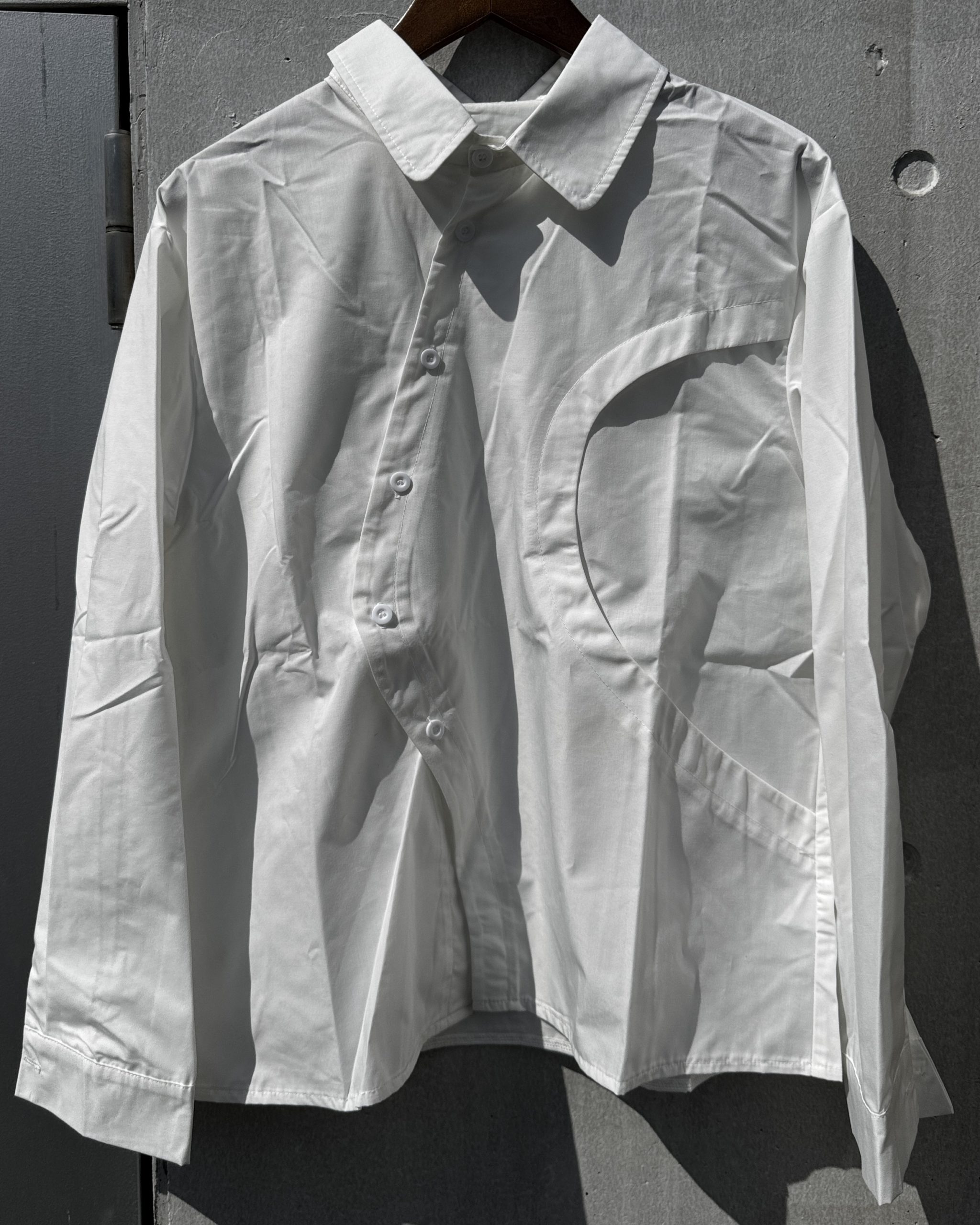 シャツ-ホワイトデザインシャツ