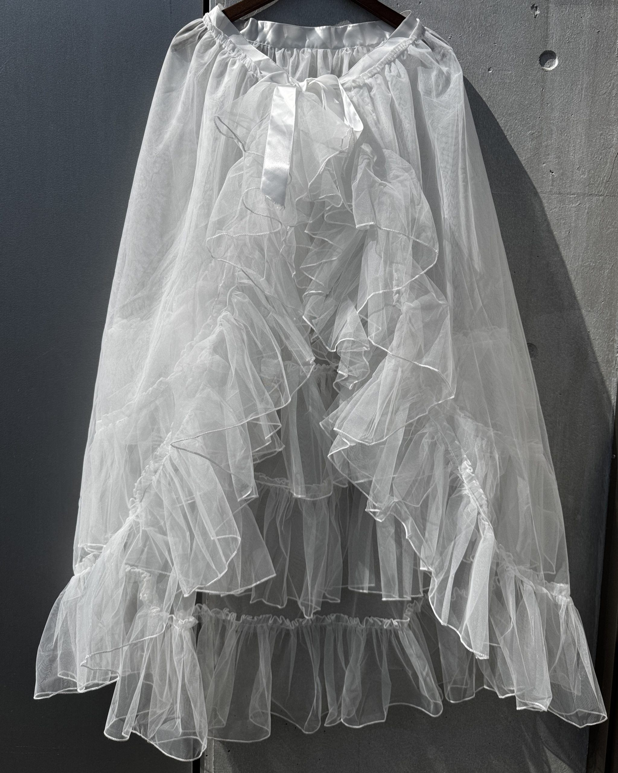 ドレス-ホワイトフリル