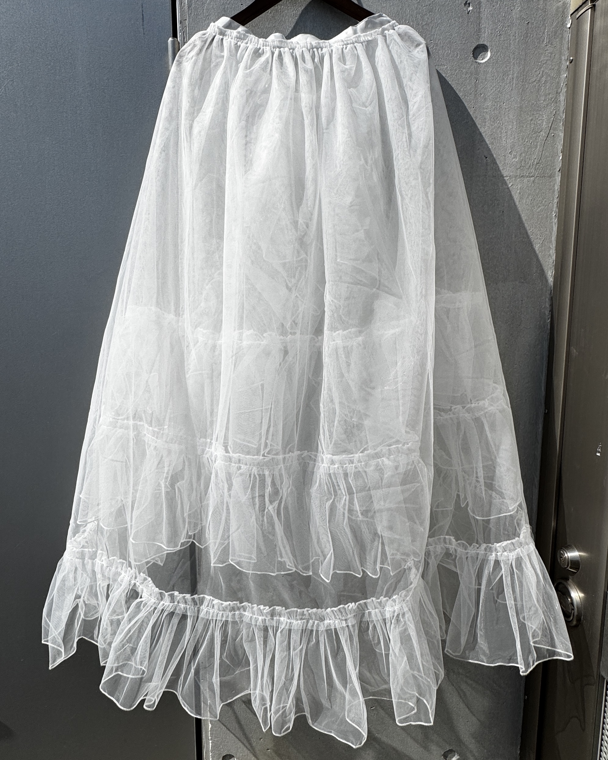 ドレス-ホワイトフリル